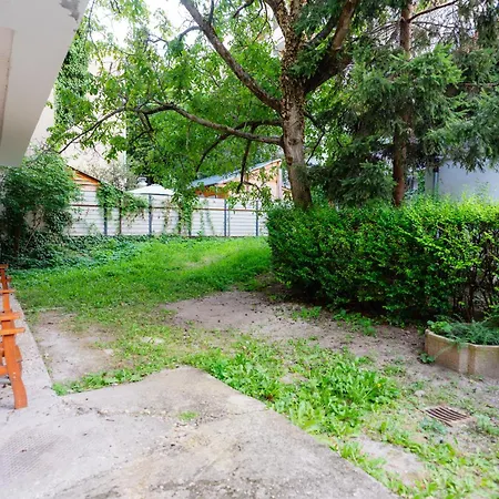 Ubytování v soukromí Carlone House *