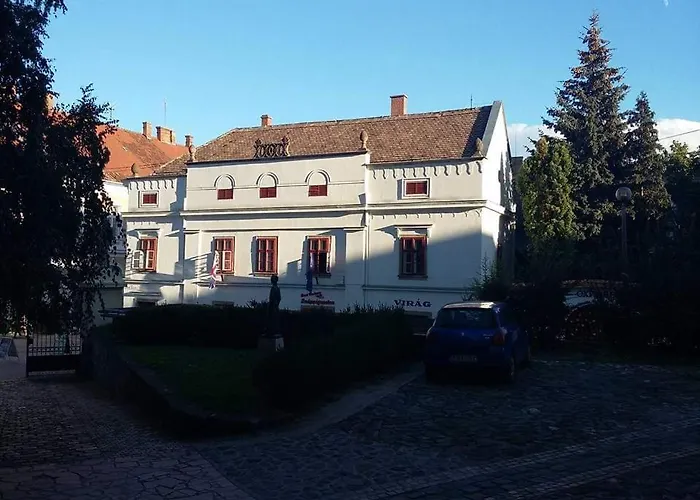 Carlone House Ubytování v soukromí Eger